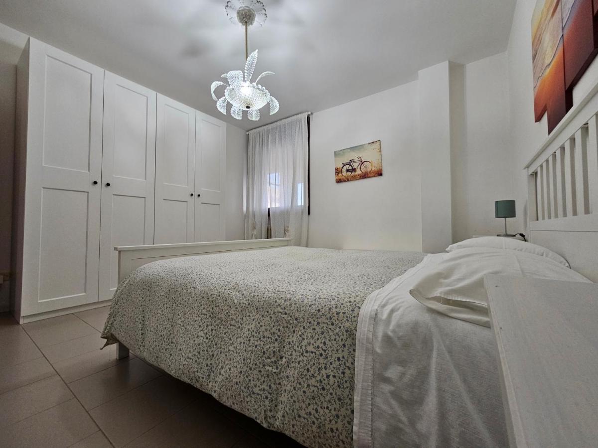 Interno 14 Bed & Breakfast Taranto Bagian luar foto