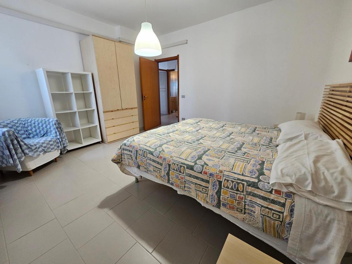 Interno 14 Bed & Breakfast Taranto Bagian luar foto
