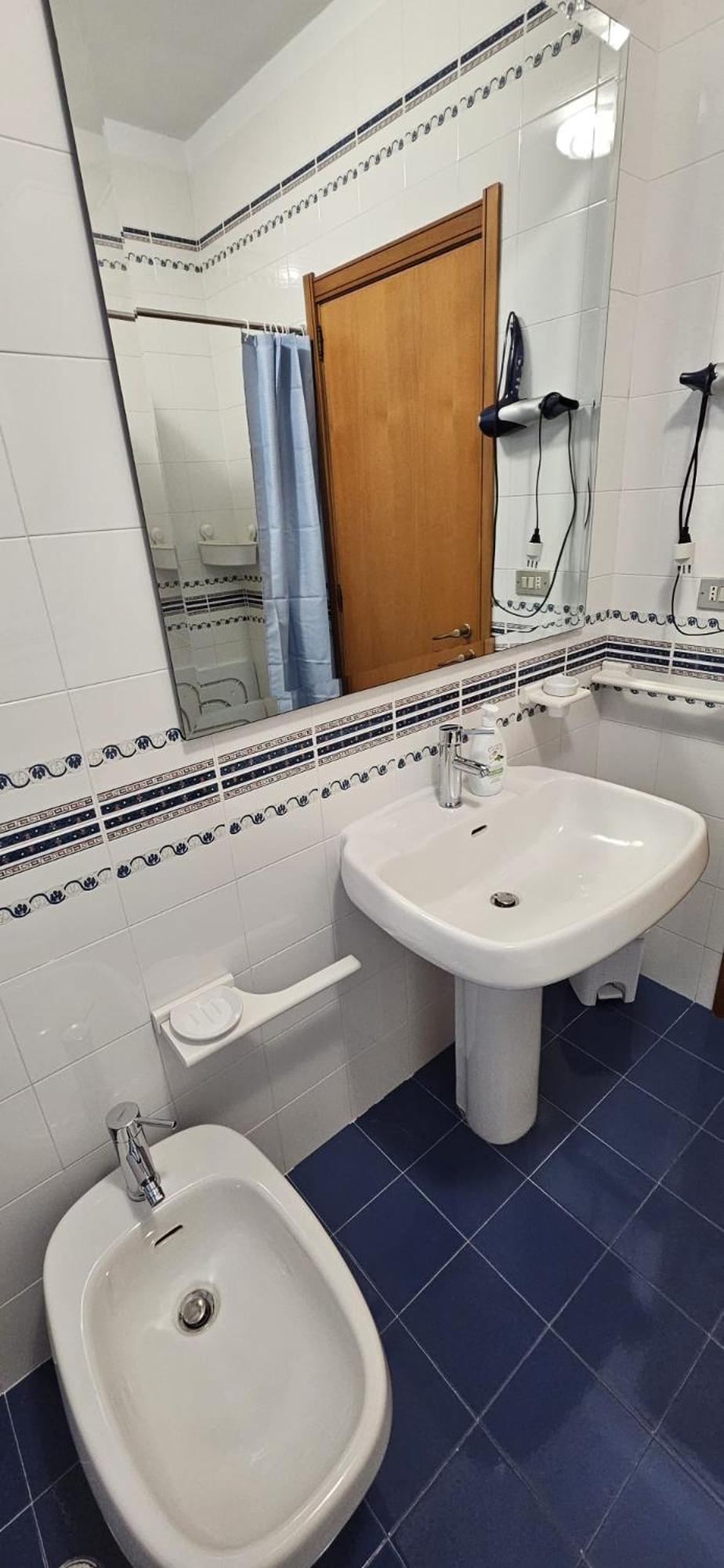 Interno 14 Bed & Breakfast Taranto Bagian luar foto